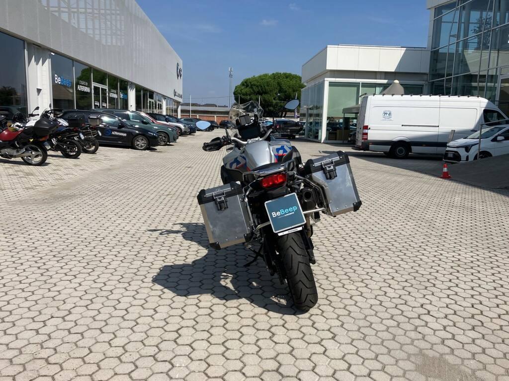 F 900 GS