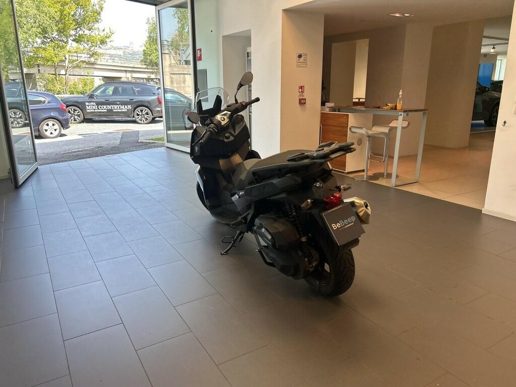 C 400 X