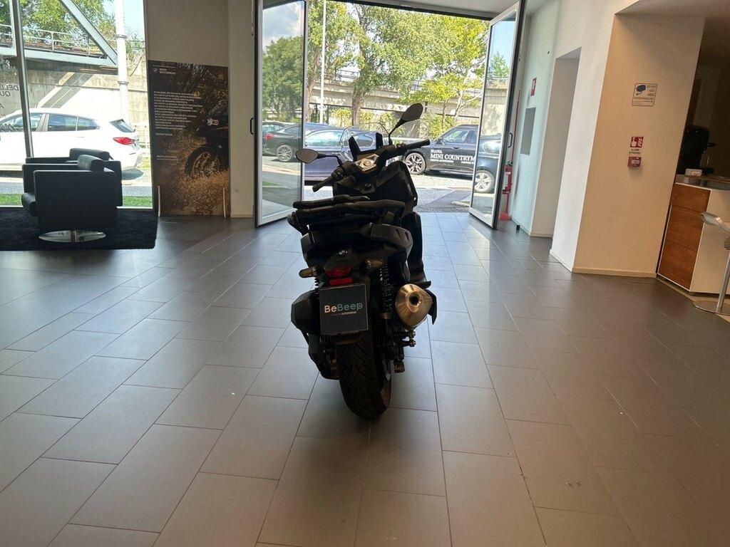 C 400 X