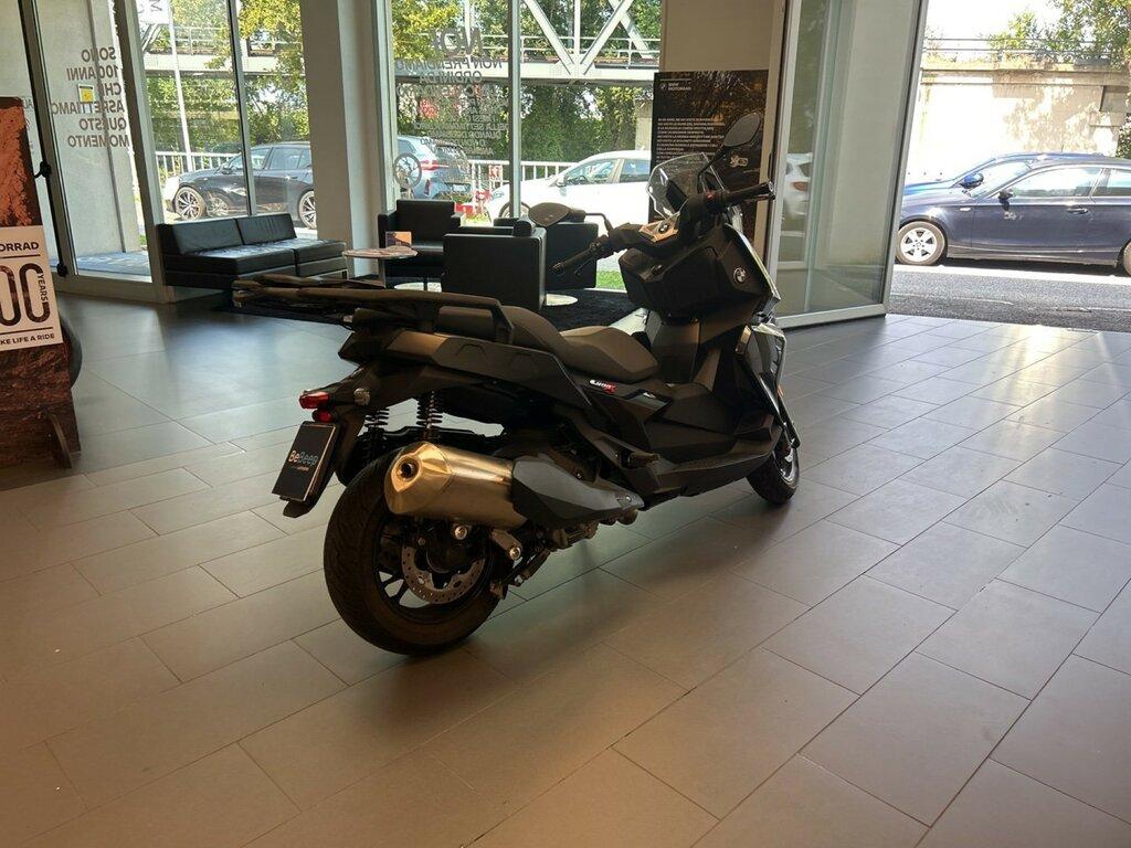 C 400 X