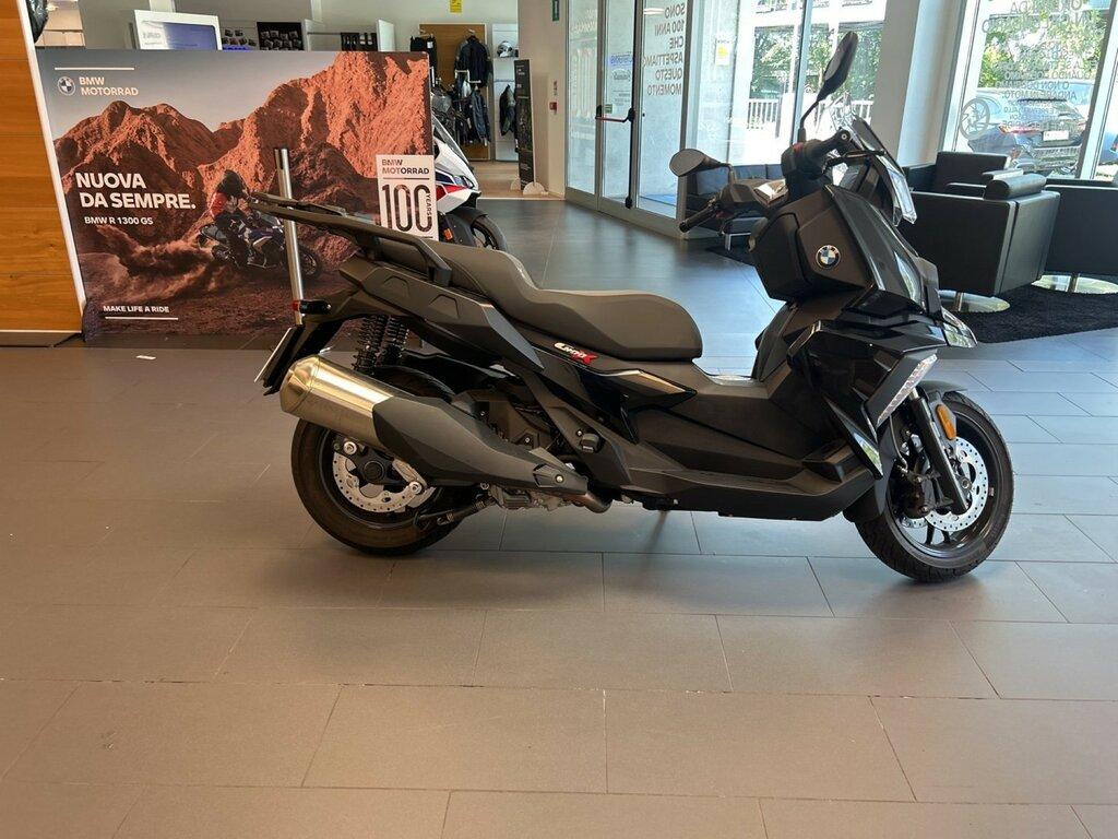 C 400 X