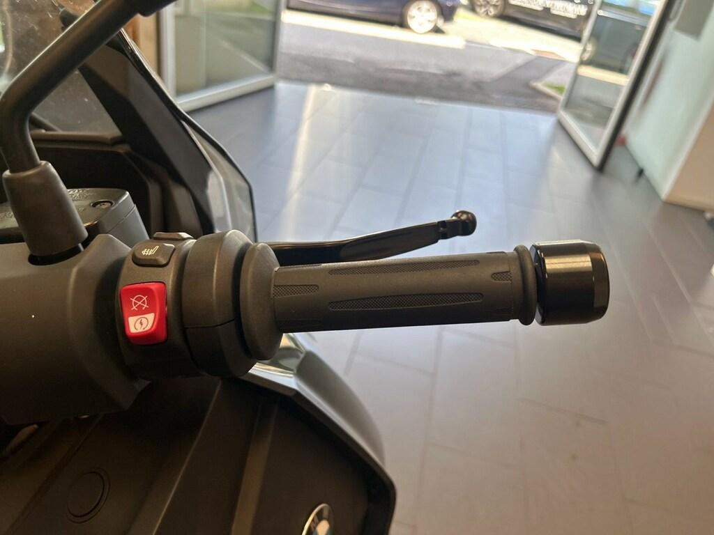 C 400 X