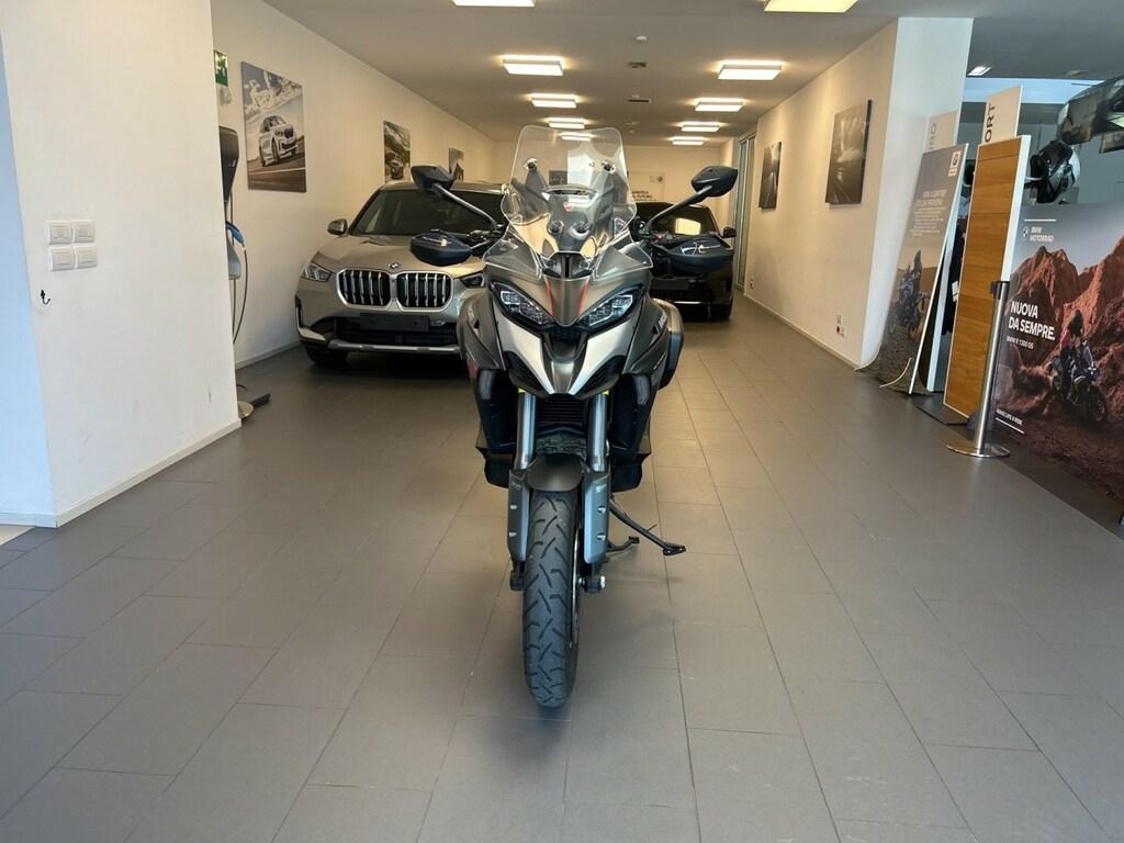 MULTISTRADA V4