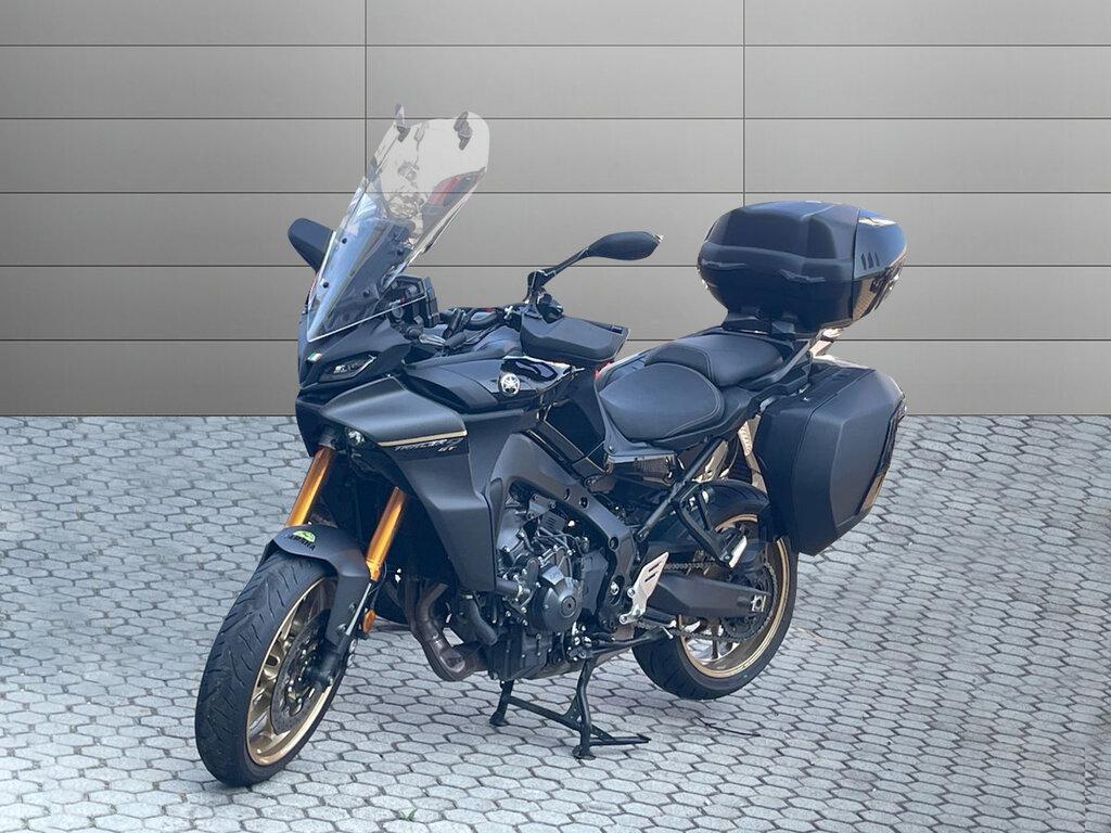 TRACER 900