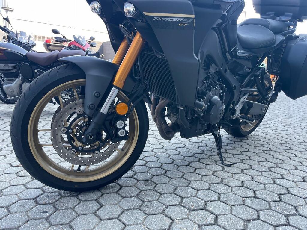 TRACER 900