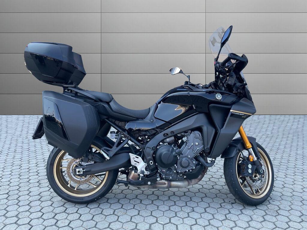 TRACER 900