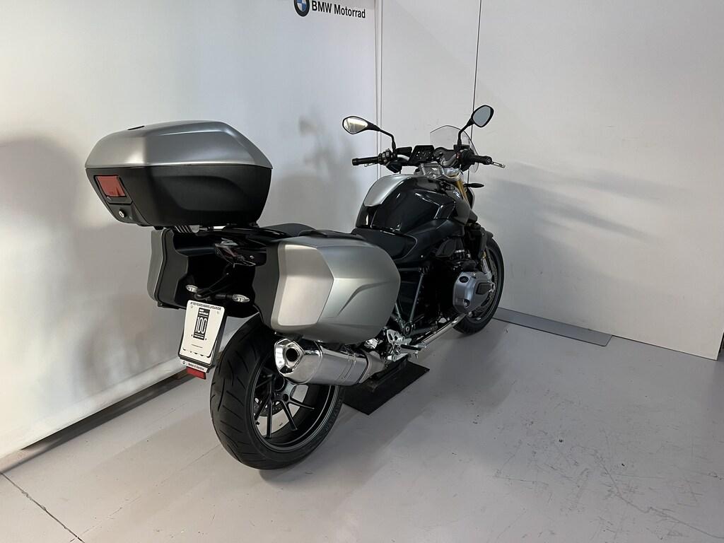 R 1200 R