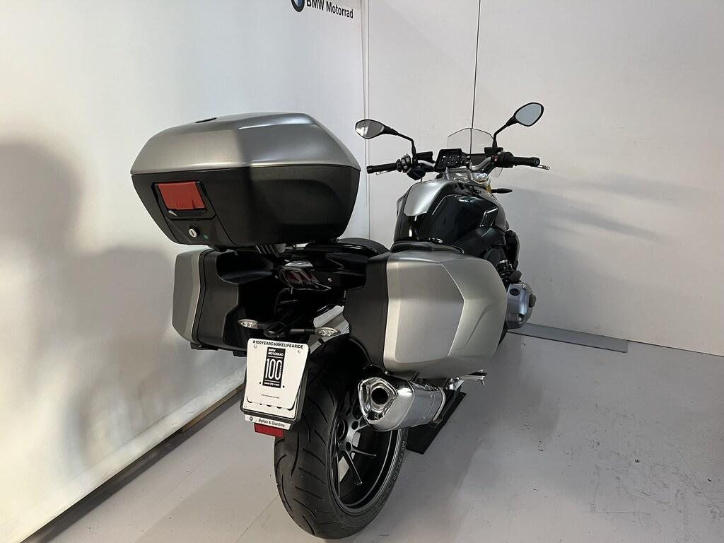 R 1200 R