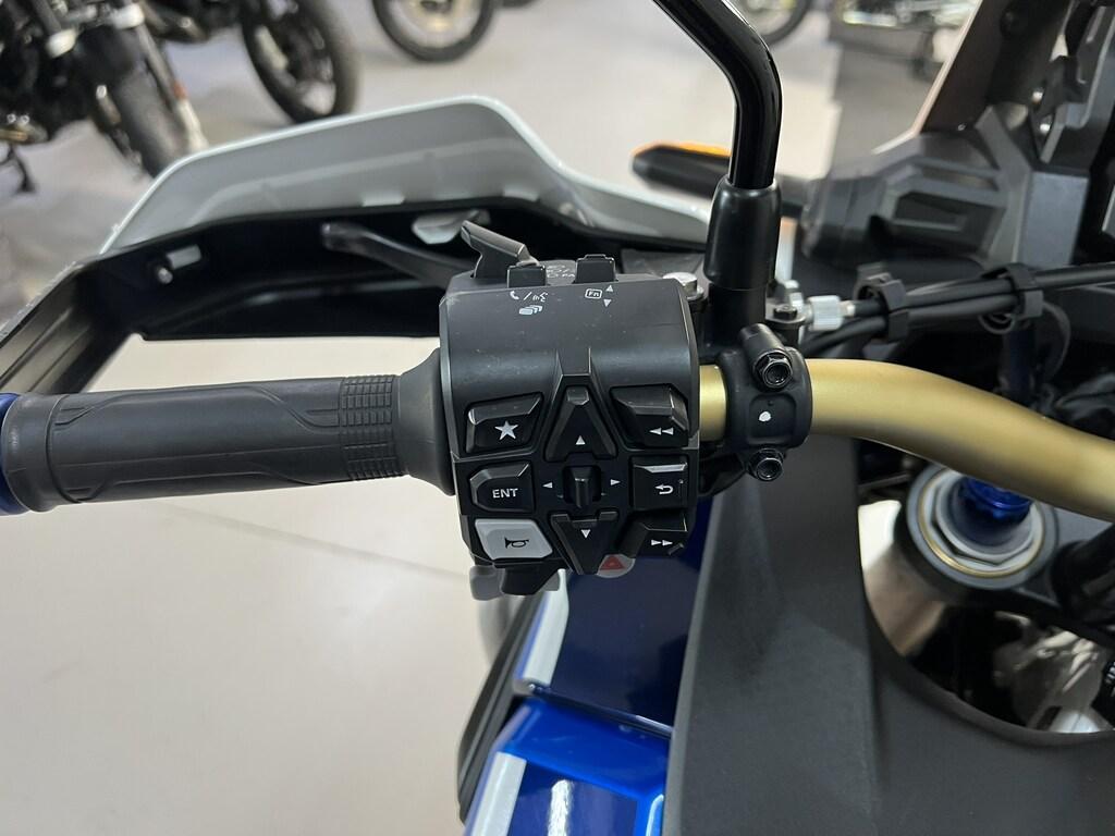 AFRICA TWIN 1100