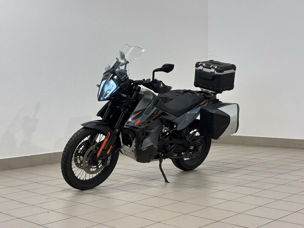 890 ADVENTURE