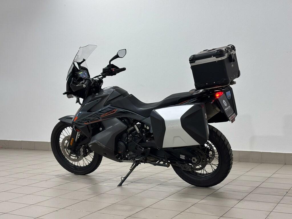 890 ADVENTURE