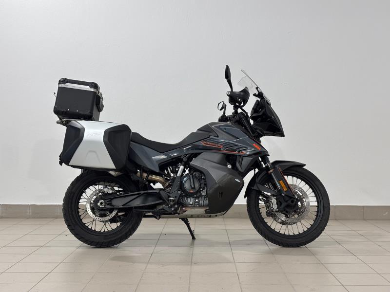 890 ADVENTURE