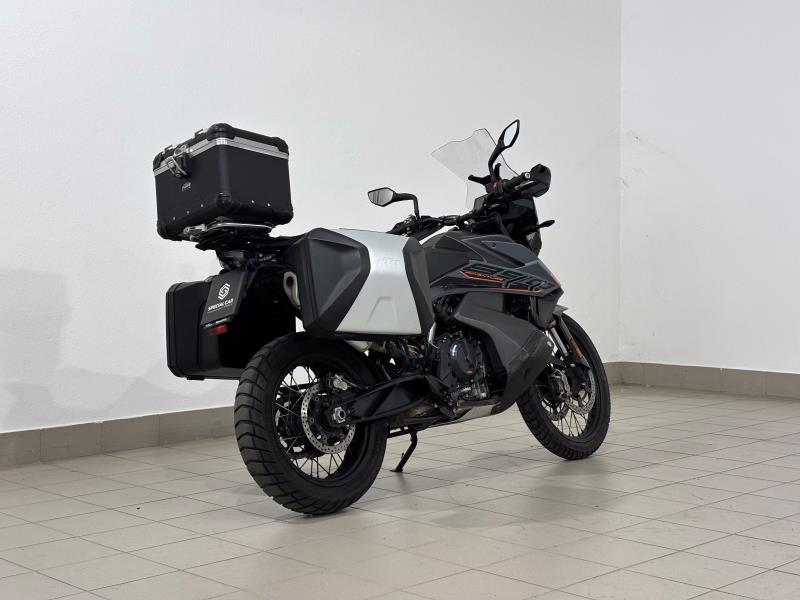 890 ADVENTURE