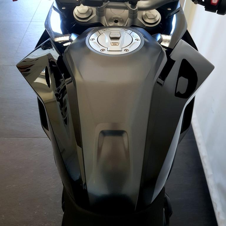 F 900 XR