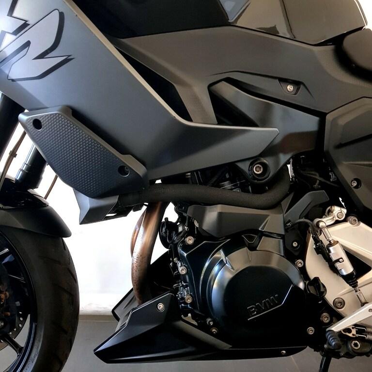 F 900 XR