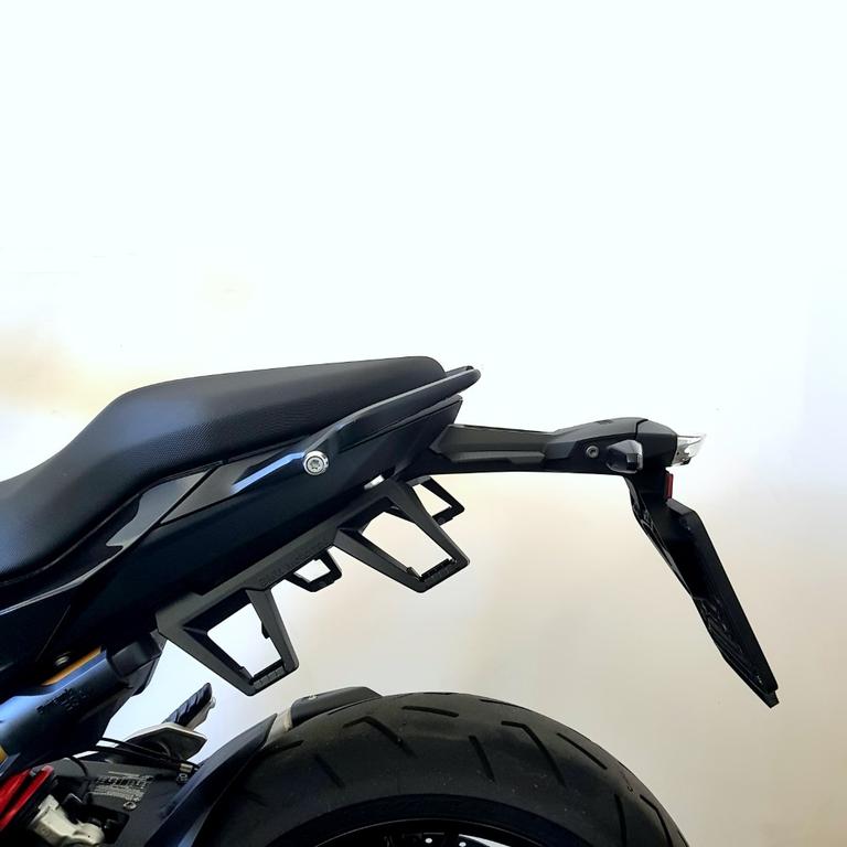 F 900 XR