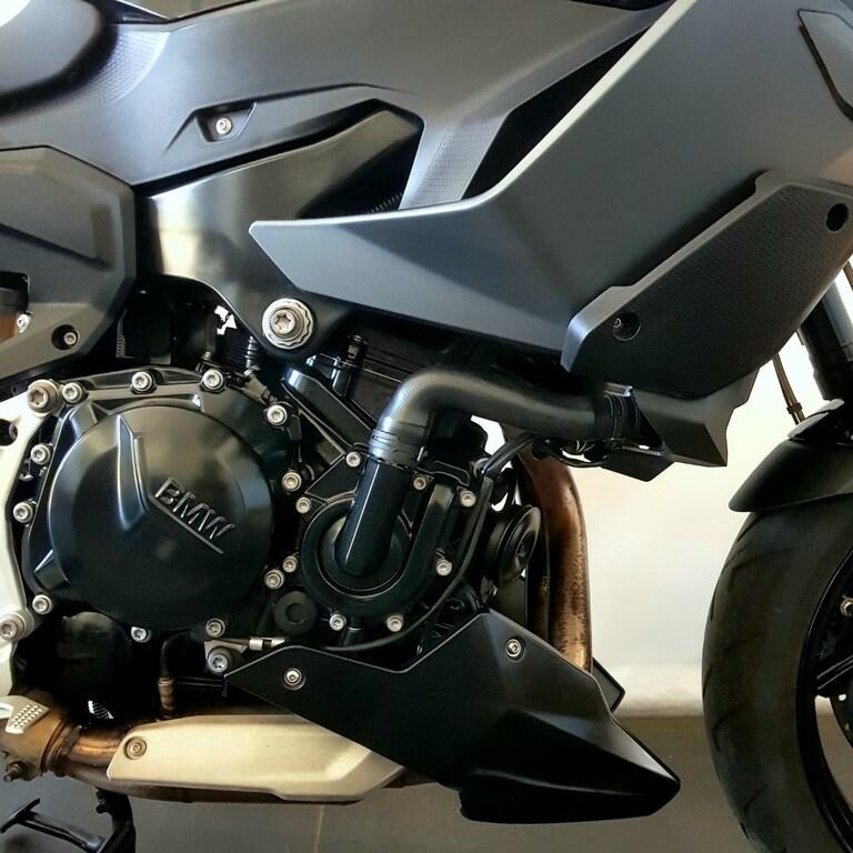 F 900 XR