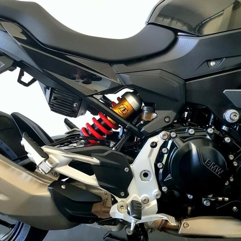 F 900 XR