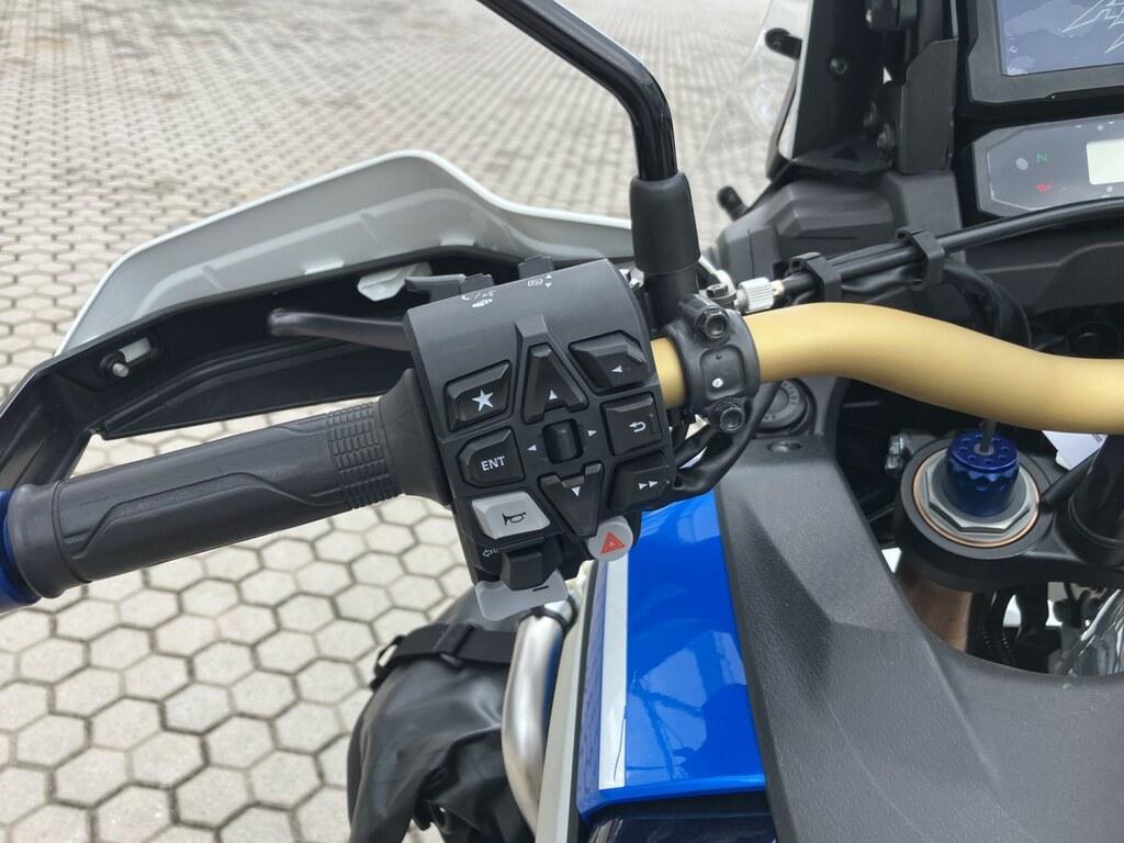 AFRICA TWIN 1100
