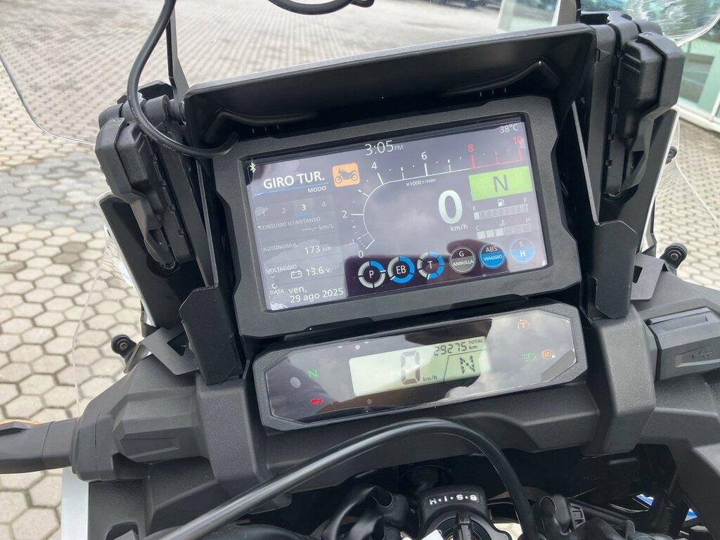 AFRICA TWIN 1100