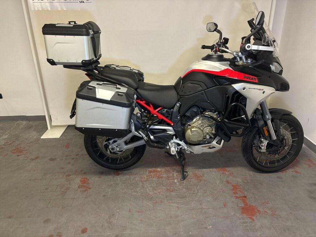 MULTISTRADA V4
