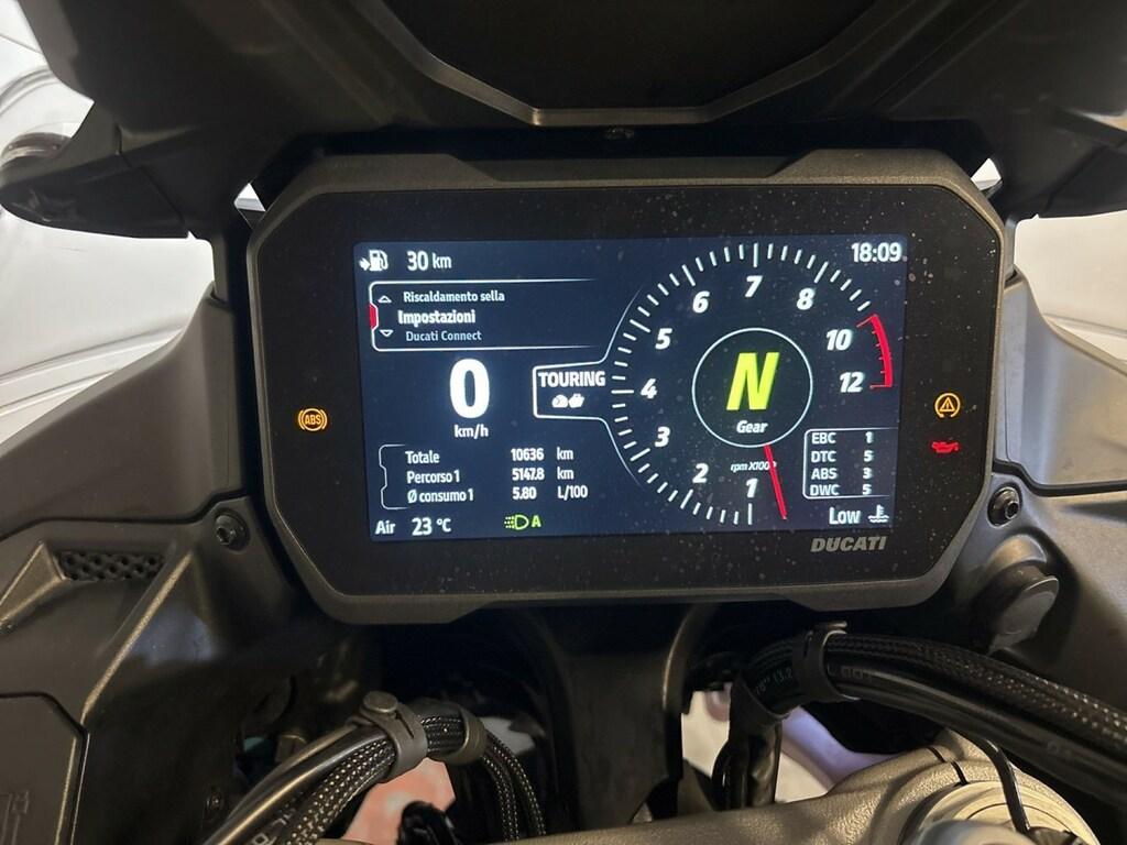 MULTISTRADA V4