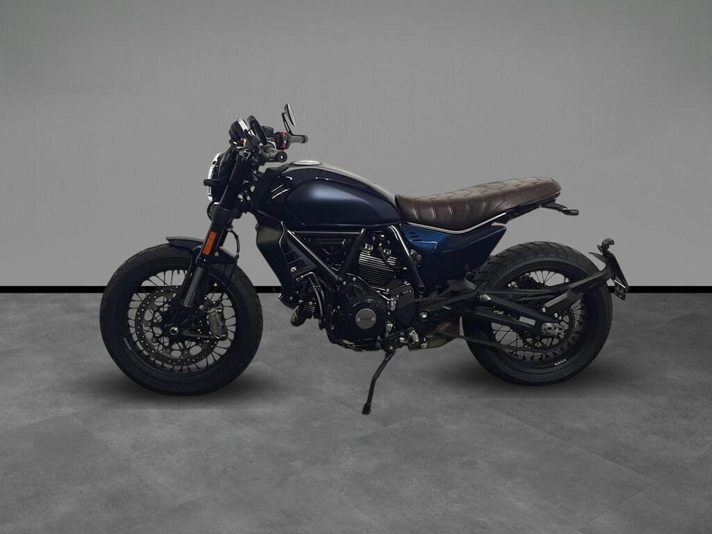 SCRAMBLER 800