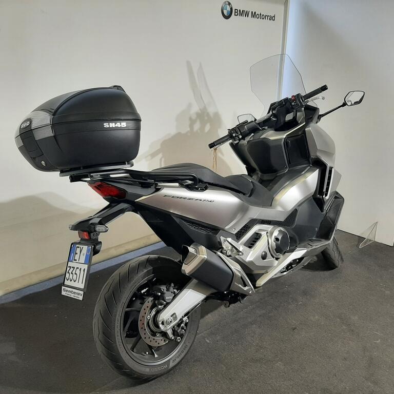 FORZA 750