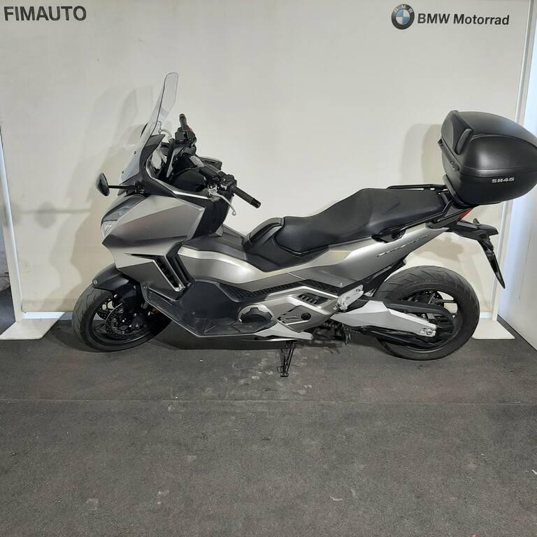 FORZA 750