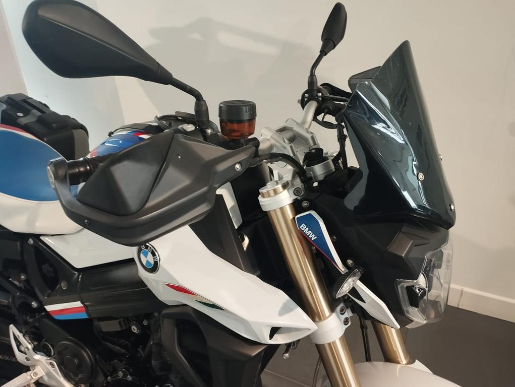 F 800 R