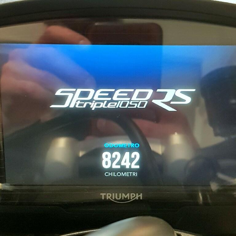 SPEED TRIPLE 1050