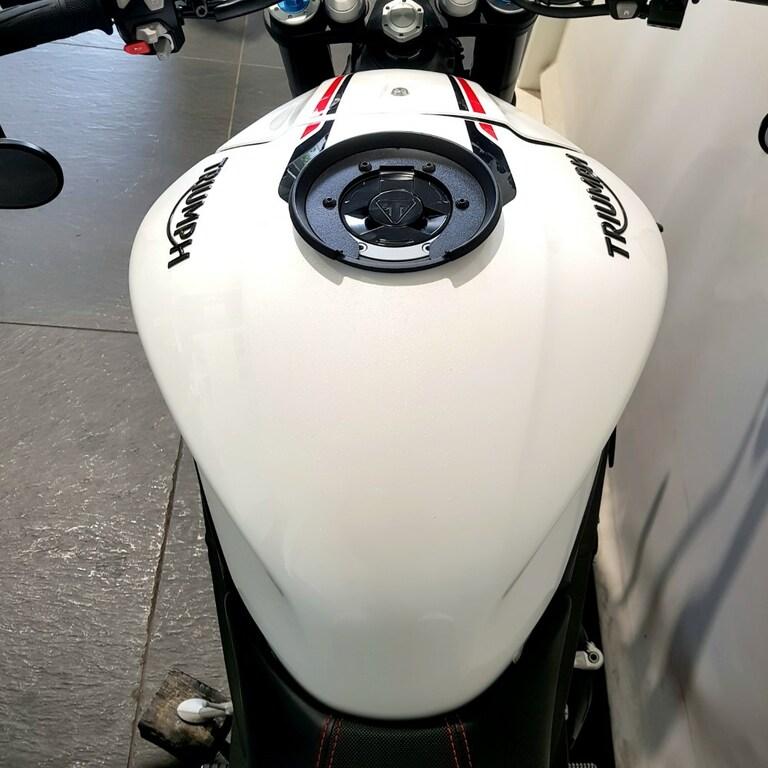 SPEED TRIPLE 1050