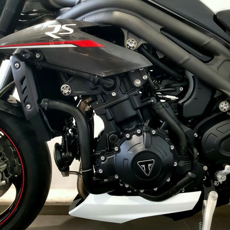 SPEED TRIPLE 1050
