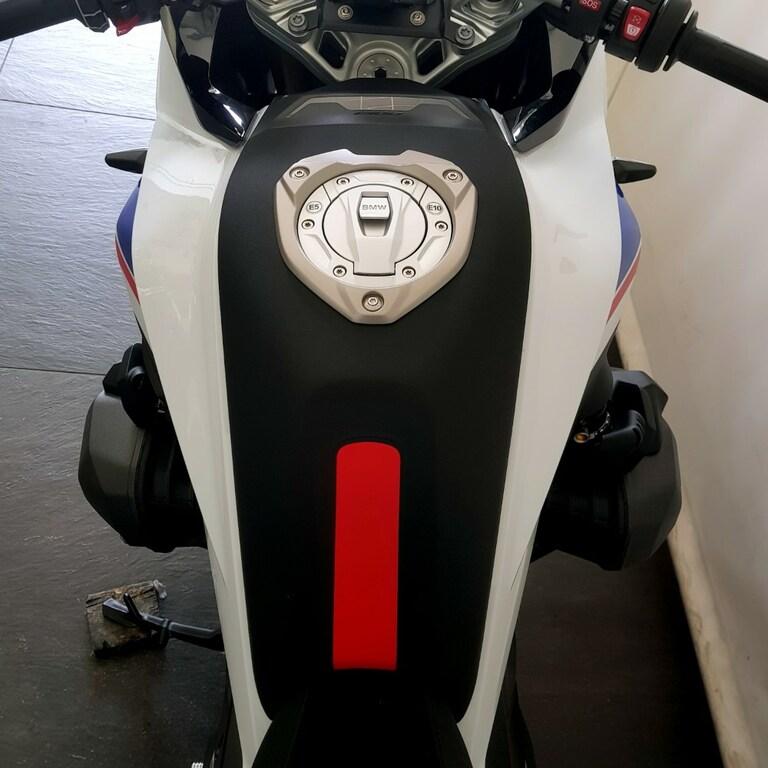 R 1300 RS