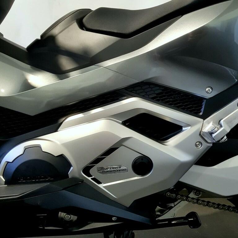 FORZA 750