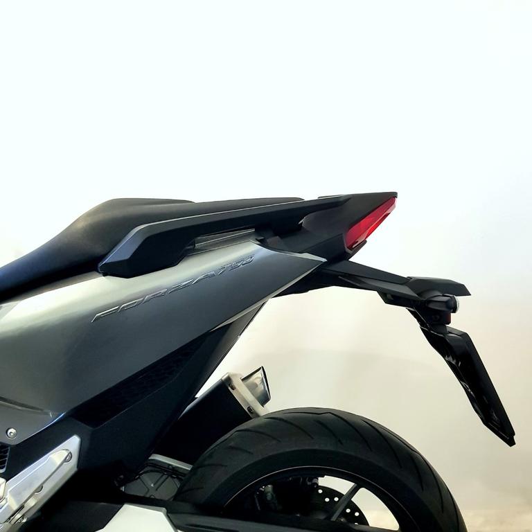 FORZA 750