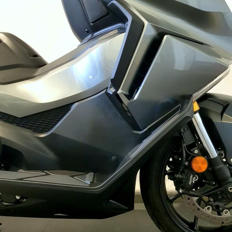 FORZA 750