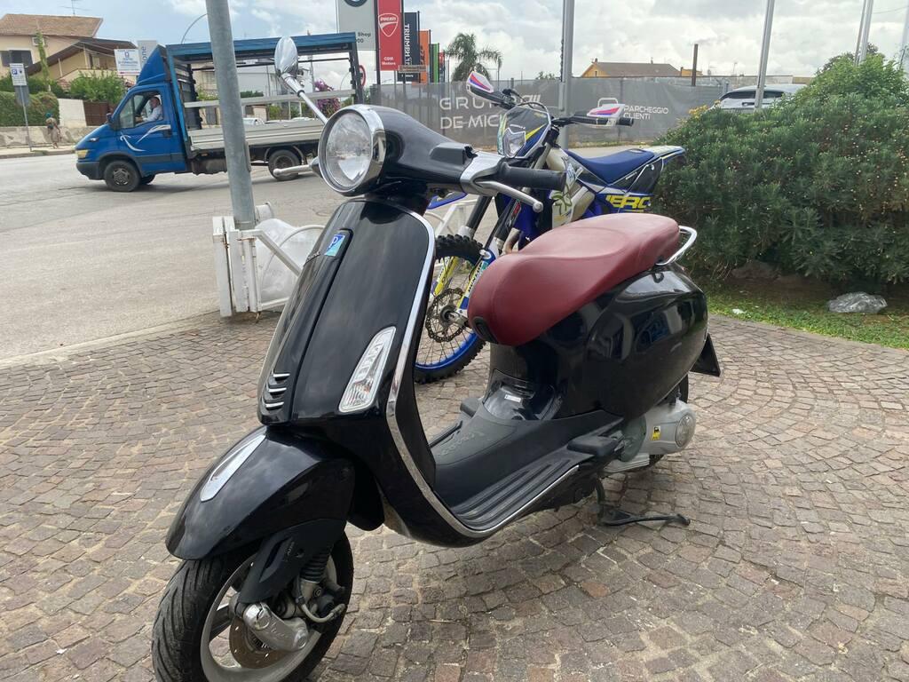 VESPA PRIMAVERA 125