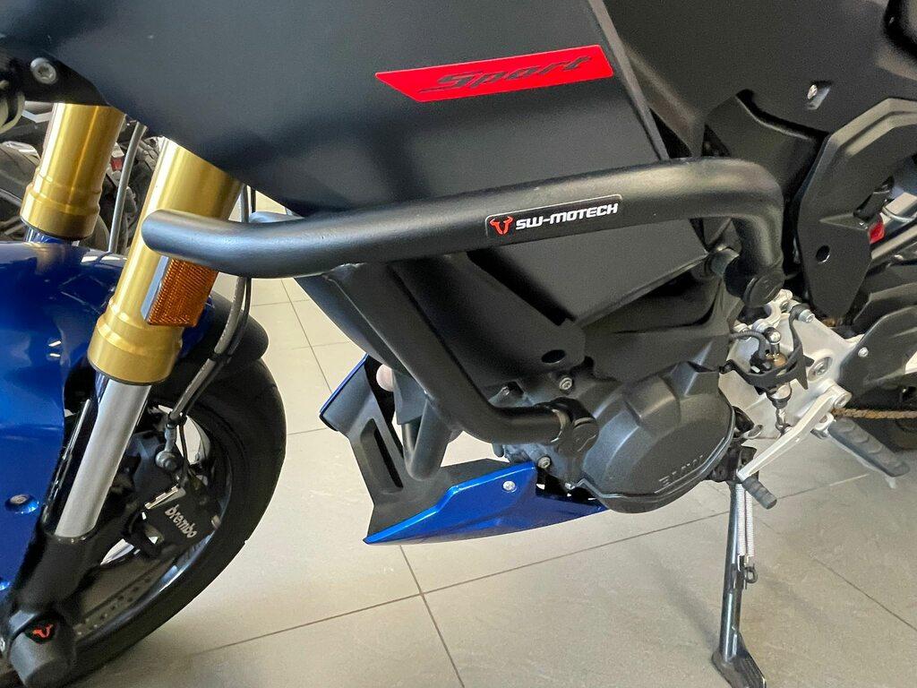 F 900 XR