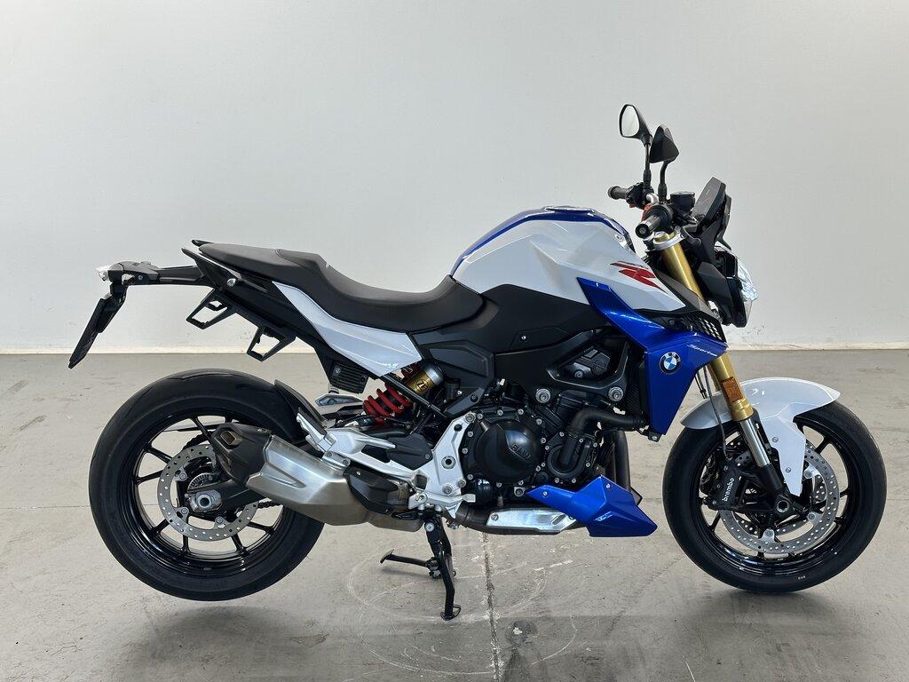 F 900 R