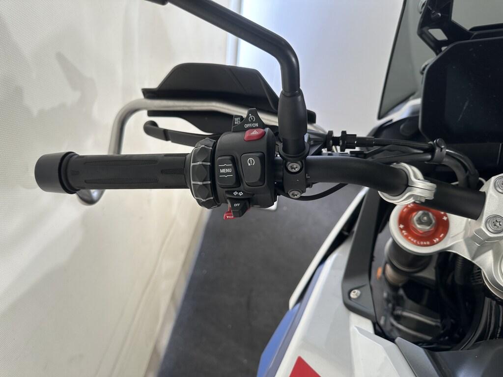 F 900 GS