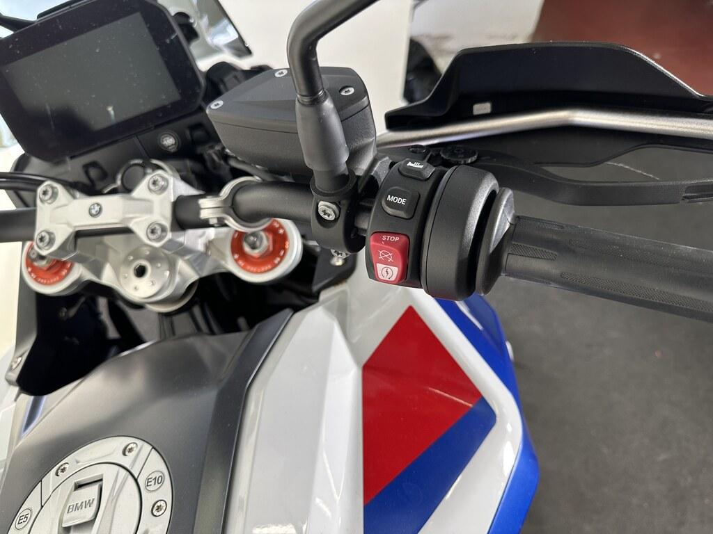 F 900 GS