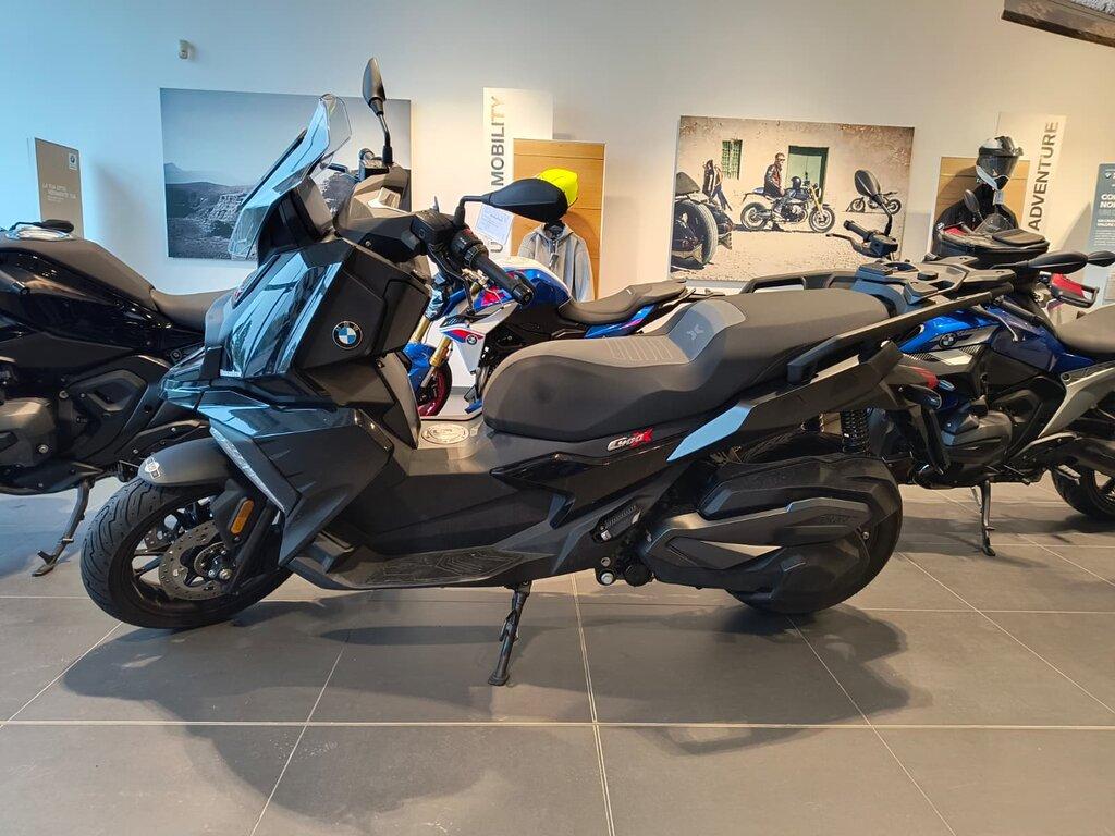 C 400 X
