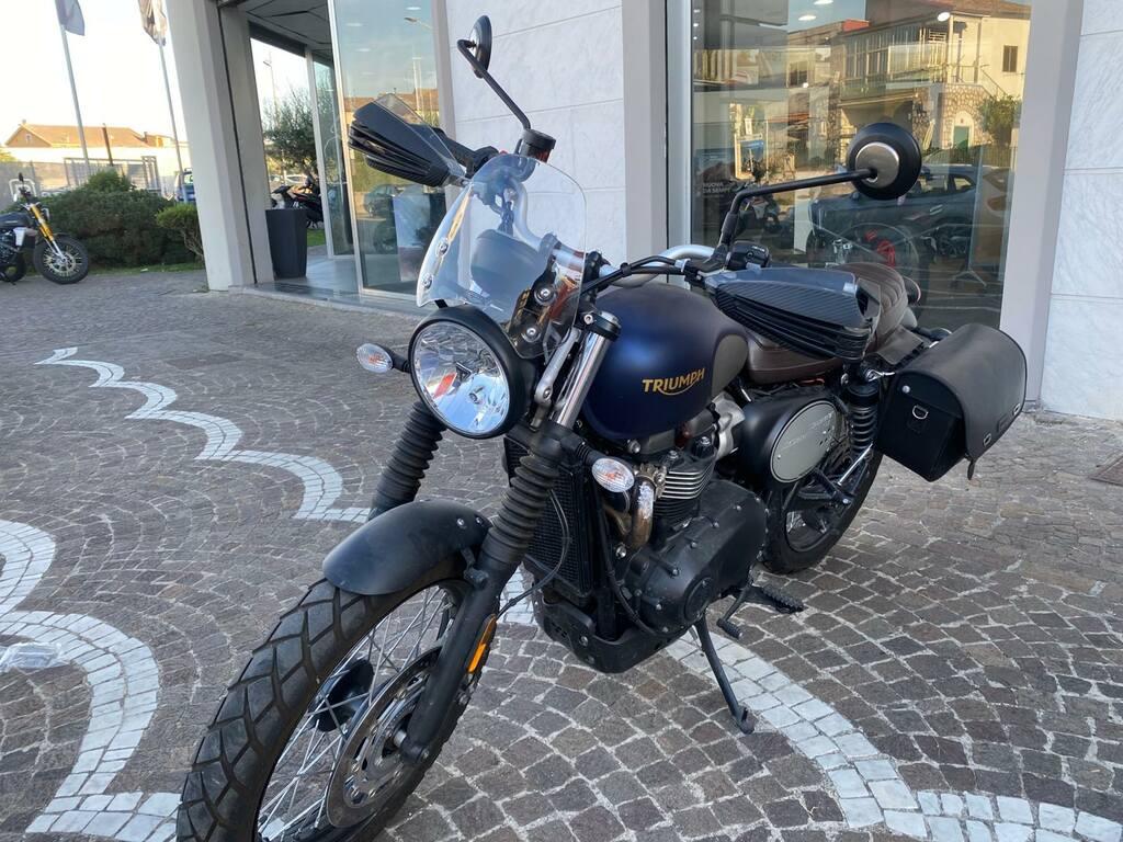 STREET SCRAMBLER 900