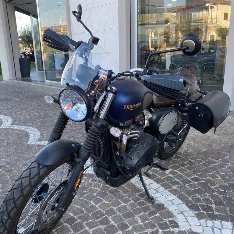 STREET SCRAMBLER 900