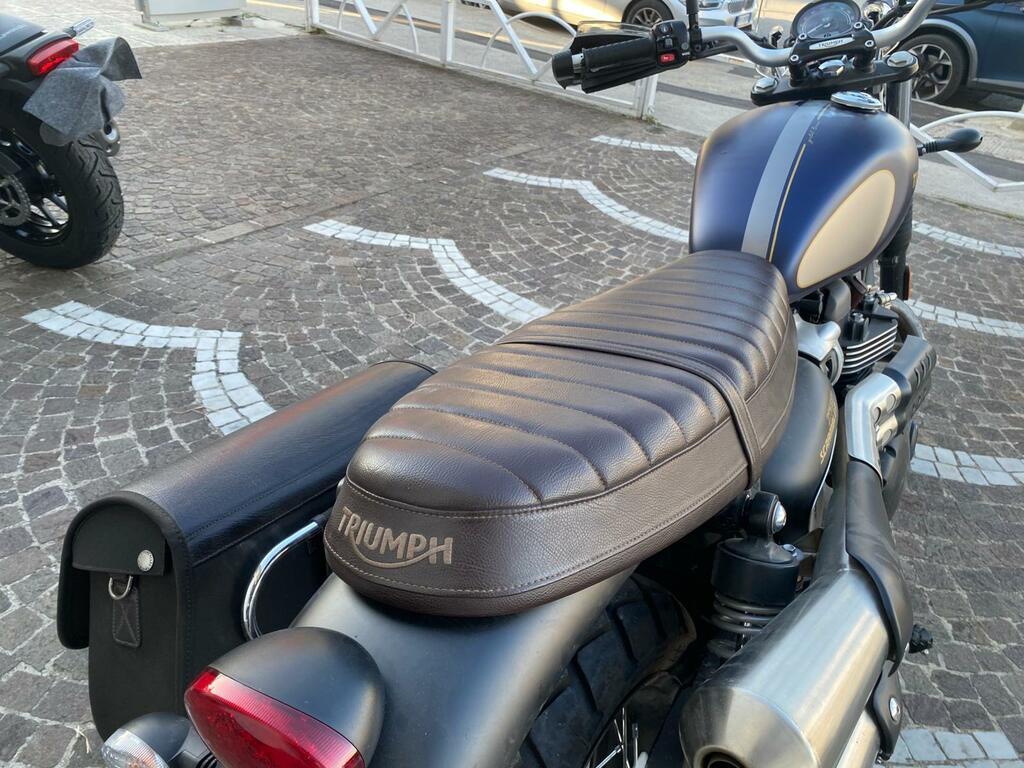 STREET SCRAMBLER 900