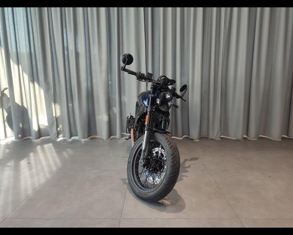 SCRAMBLER 800