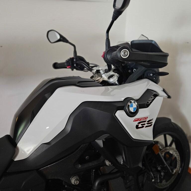 F 750 GS