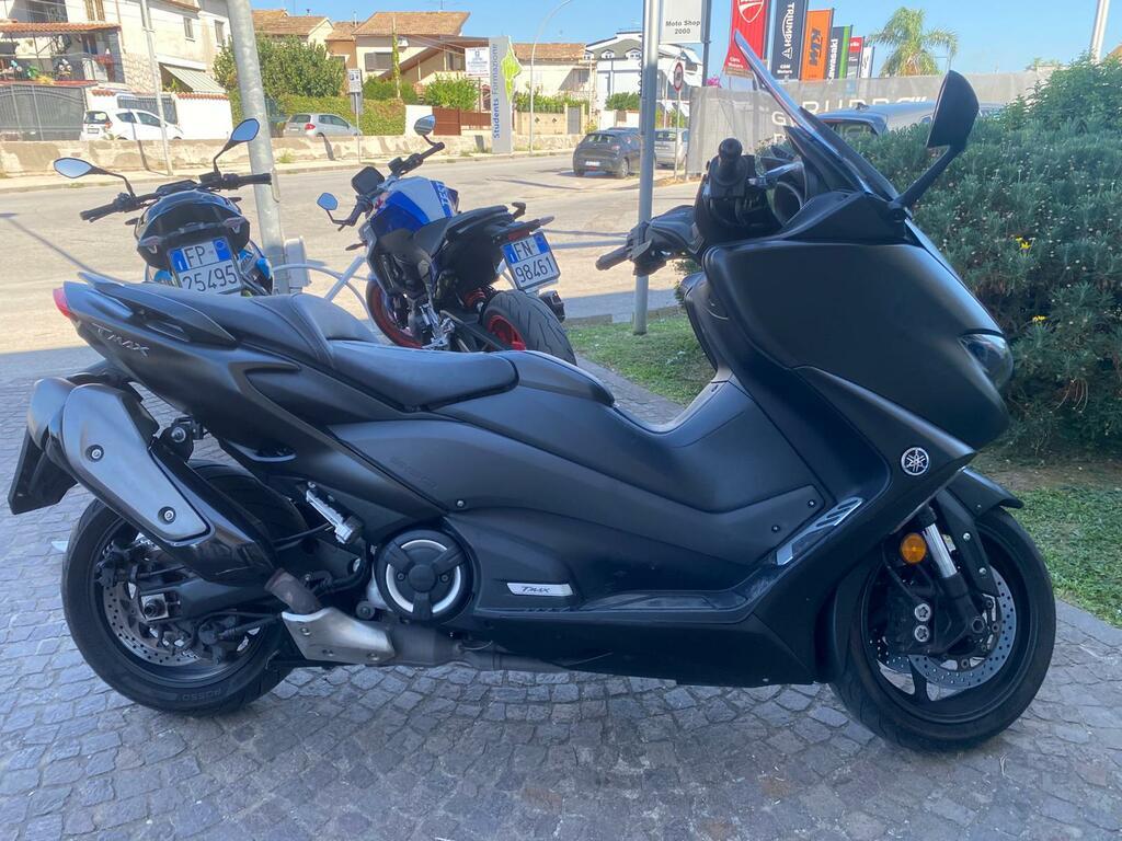 T-MAX 560
