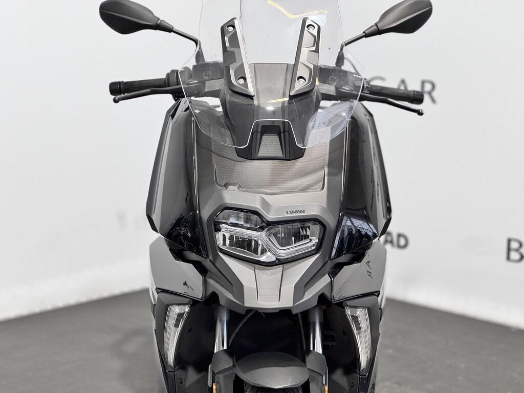 C 400 X
